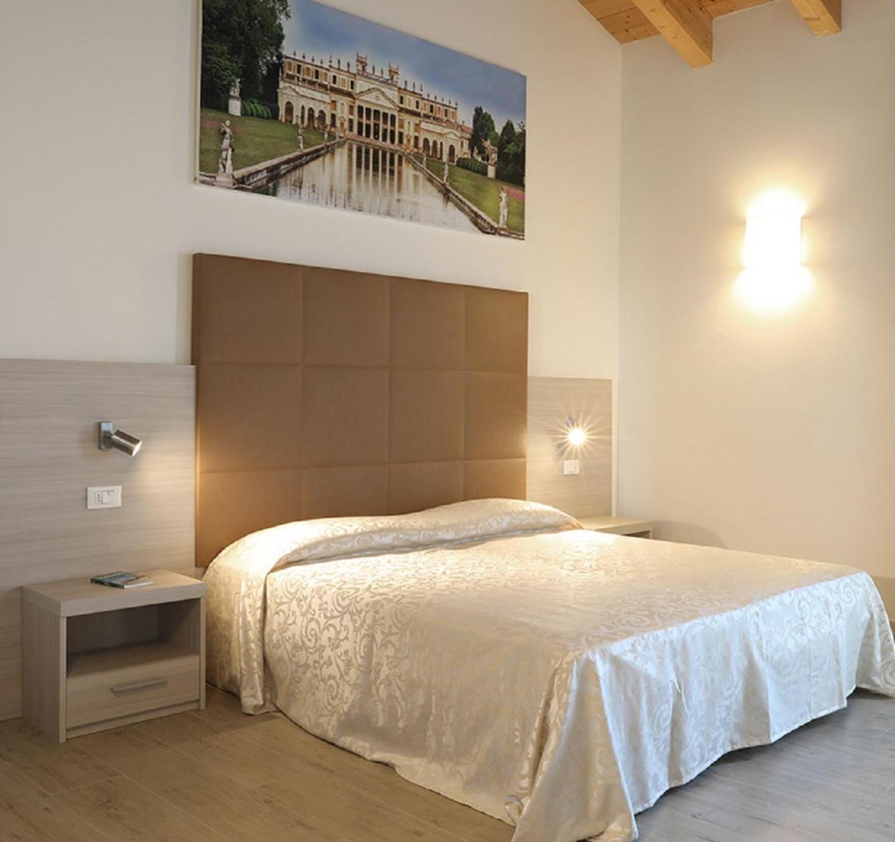 מלקונטנטה Agriturismo Corte Foscara מראה חיצוני תמונה